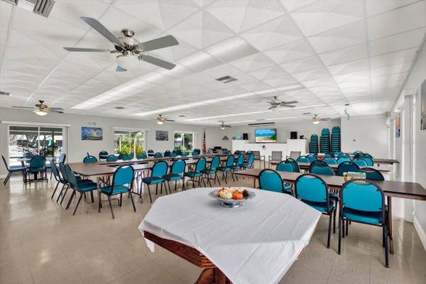 5095 BAY ST NE #107, St Petersburg, FL, 33703 photo 41