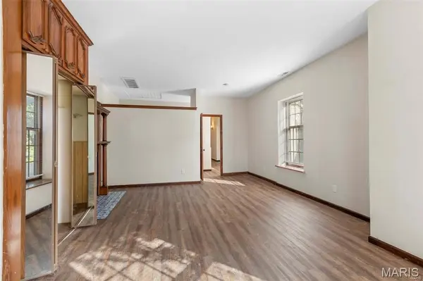 4128 Michigan, St Louis, MO 63118