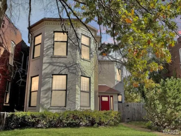 4128 Michigan, St Louis, MO 63118