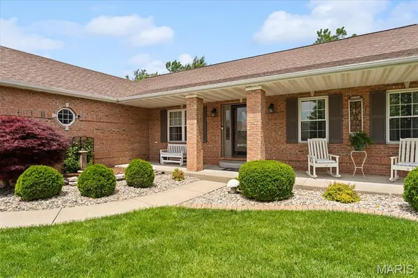 4382 Shelfield, Swansea, IL 62226