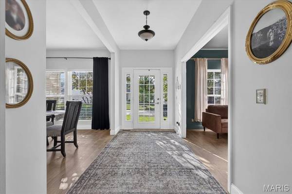 708 Brook Manor CT, Lake St Louis, MO 63367