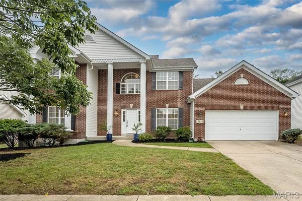12010 Manhattan PL, Des Peres, MO 63131