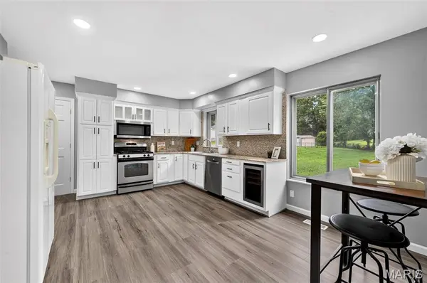 12050 Maidstone CT, St Louis, MO 63033