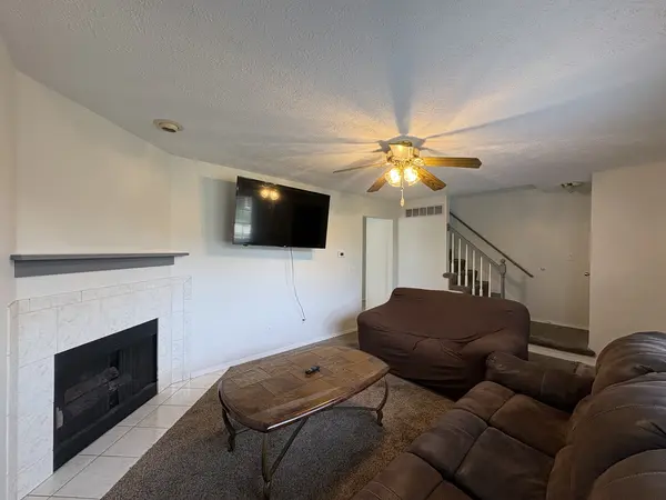 707 N Golfcrest RD #3, Normal, IL 61761