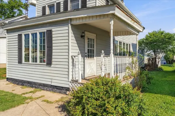 122 W Main ST, Wyanet, IL 61379