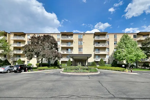 110 W Butterfield RD #309S, Elmhurst, IL 60126