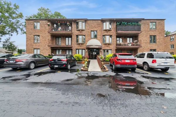 13547 Lamon AVE #402, Crestwood, IL 60418