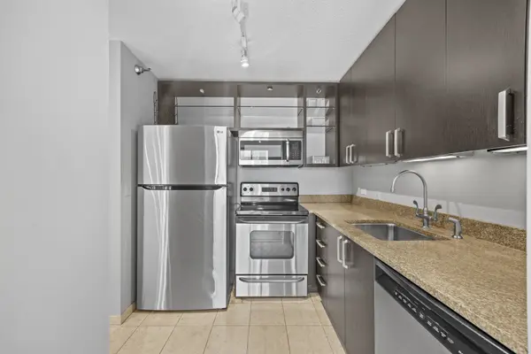 1212 N LASALLE ST #2505, Chicago, IL 60610