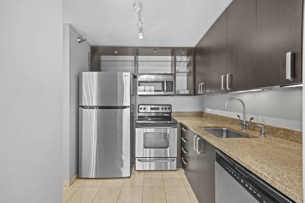 1212 N LASALLE ST #2505, Chicago, IL 60610