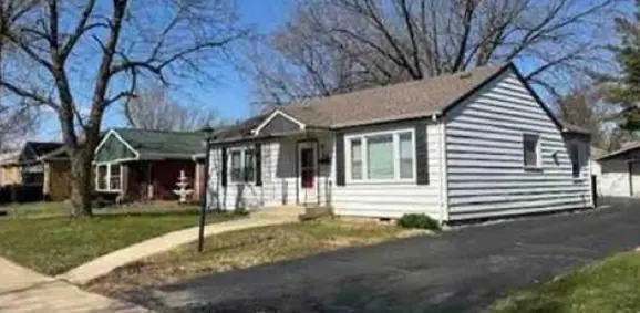 738 E 156th PL, South Holland, IL 60473