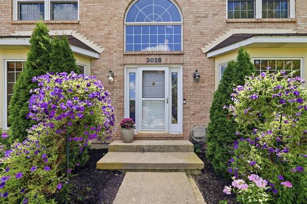 3028 Wedgewood DR, Dekalb, IL 60115