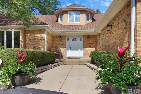 1726 Galloway CIR, Inverness, IL 60010