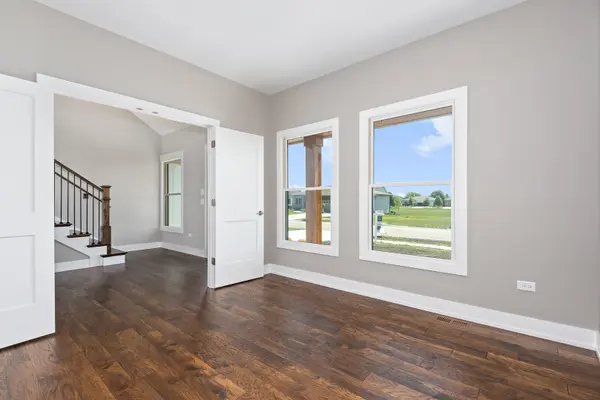 777 Dartmouth LN, Oswego, IL 60543
