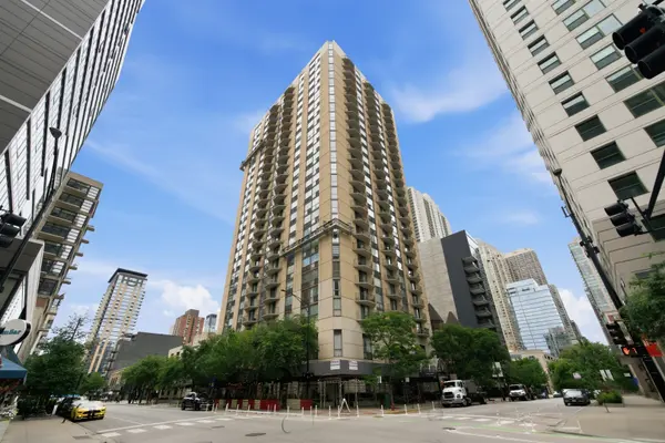 70 W HURON ST #502, Chicago, IL 60654