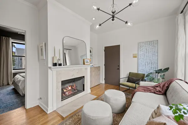 2148 N Sawyer AVE #2S, Chicago, IL 60647