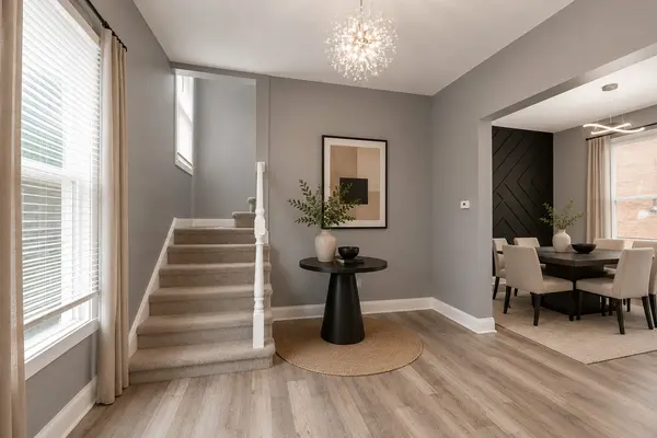 10916 S Wabash AVE, Chicago, IL 60628