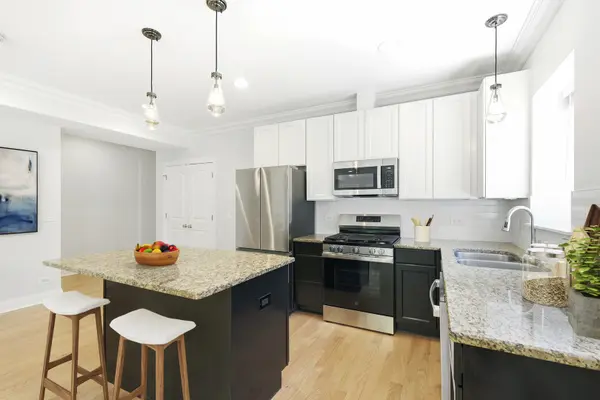 6337 N Oakley AVE #3, Chicago, IL 60659