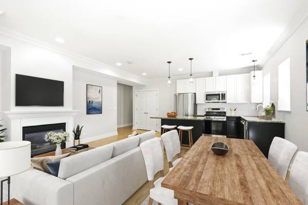 6337 N Oakley AVE #3, Chicago, IL 60659