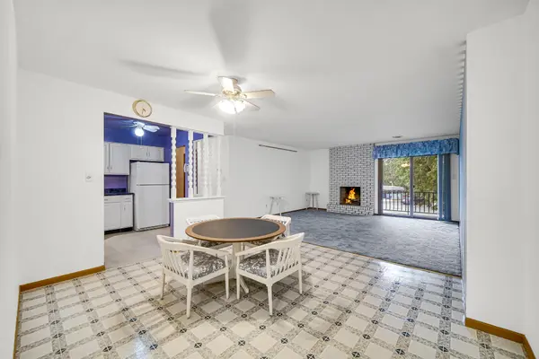 1720 Homan DR #208, Schererville, IN 46375