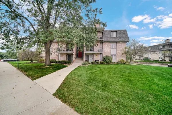 1720 Homan DR #208, Schererville, IN 46375
