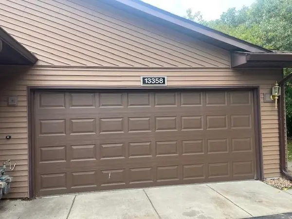 13358 Hughes CT, Apple Valley, MN 55124
