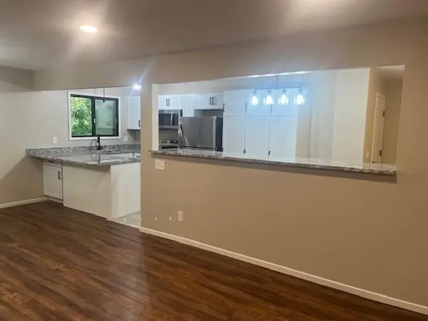 13358 Hughes CT, Apple Valley, MN 55124