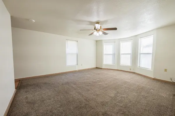 603 E Charles ST, Pauls Valley, OK 73075