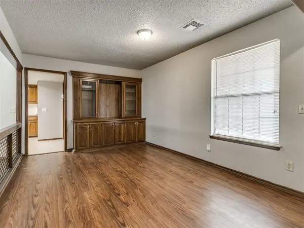 10417 Casa Linda, Oklahoma City, OK 73139