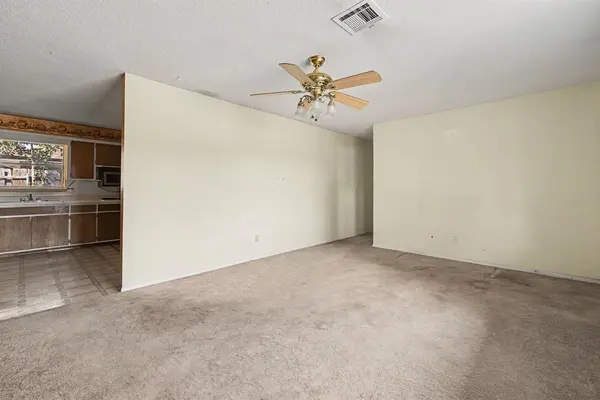 7721 NW 30th ST, Bethany, OK 73008