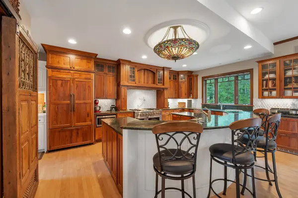 1935 E TELEMARK CIR, Green Bay, WI 54313