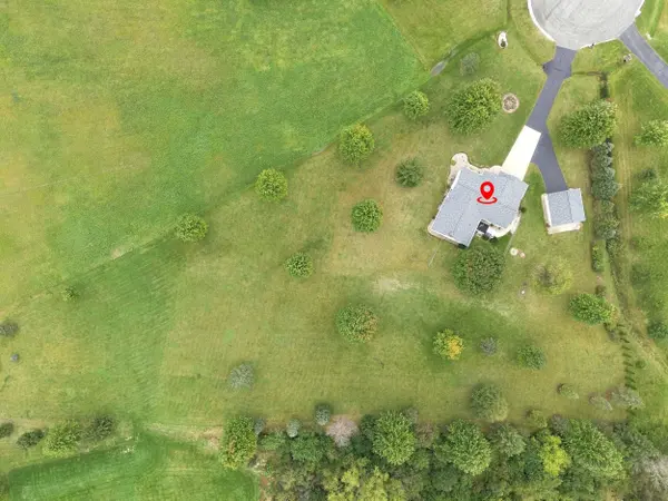 N1203 CRANDON CT, Greenville, WI 54942