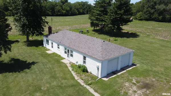 16017 W DEVILS WASHBOARD RD, Glasford, IL 61533