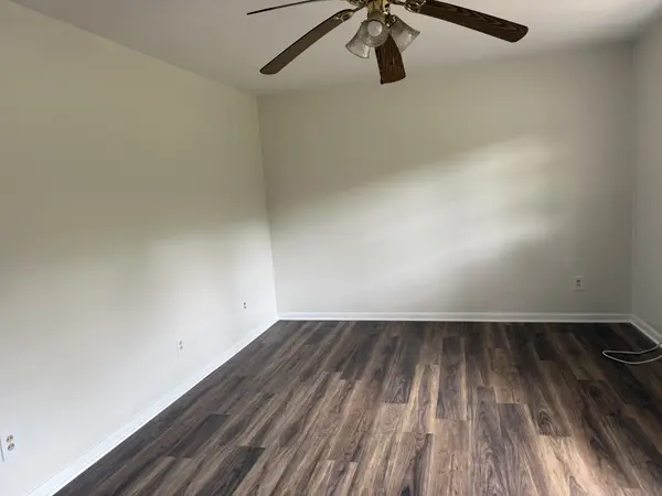 210 Snow Ln, Harriman, TN 37748