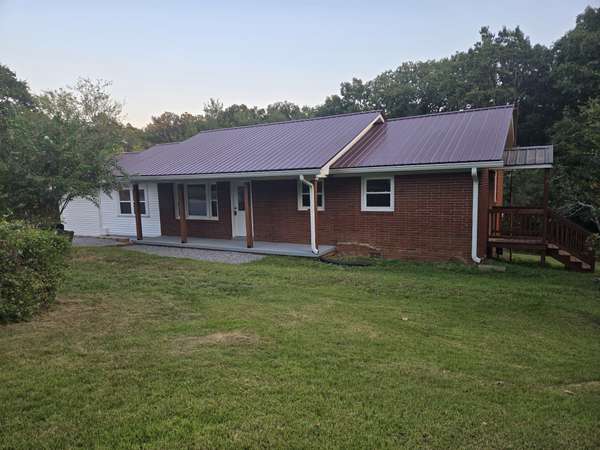 237 Brazzle Rd, Waverly, TN 37185