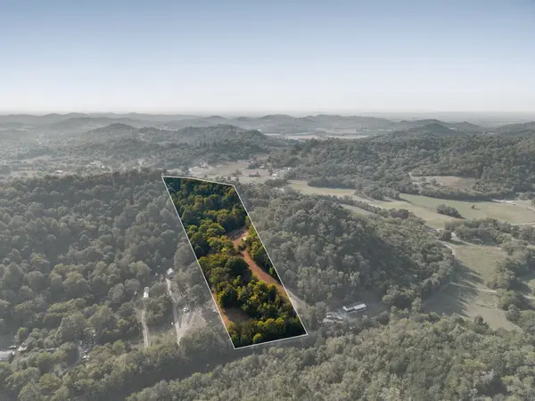 573 Happy Valley Rd, Bell Buckle, TN 37020