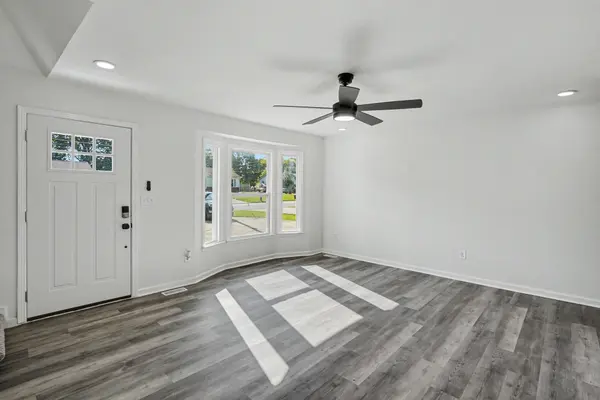 572 Donna Dr, Clarksville, TN 37042