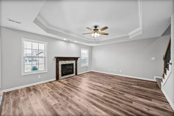 1378 Dan Brown Dr, Clarksville, TN 37042