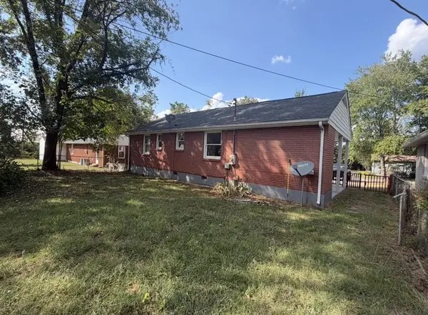 103 Willow St, Ashland City, TN 37015