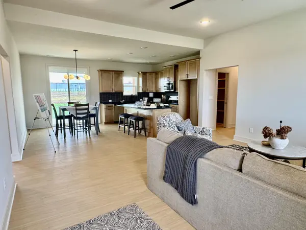 866 N Main, Goddard, KS 67052