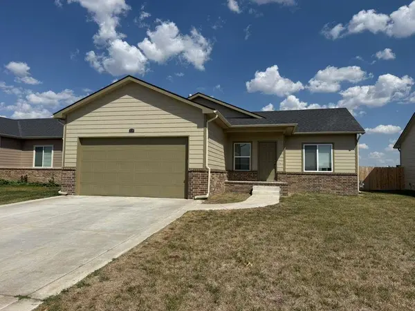 5138 N Toben Dr, Bel Aire, KS 67226