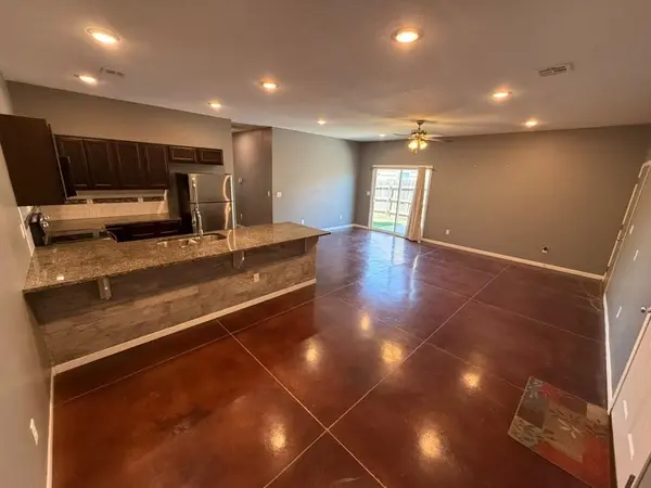 5269 N Cypress Cir., Bel Aire, KS 67226