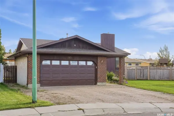 215 CALDWELL COURT, Saskatoon, SK S7M 5S7