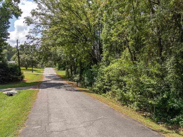 112 Benjamin ST, Greenwood, SC 29646