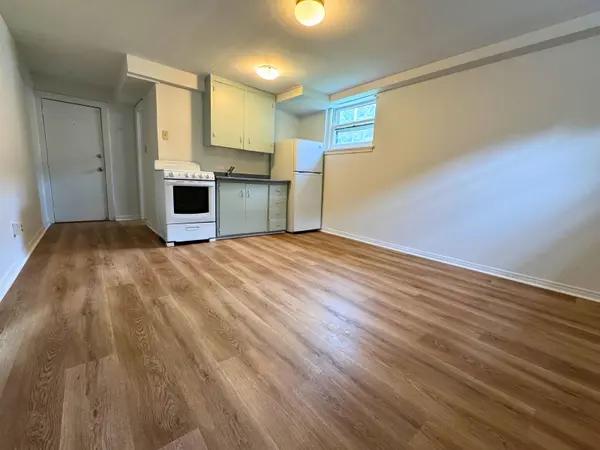 20 Park BLVD #Basement Apartment, Toronto W06, ON M8W 1G7
