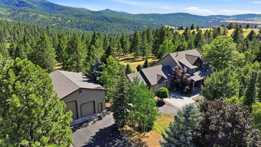 23422 Broken Lance Ln, Liberty Lake, WA 99019