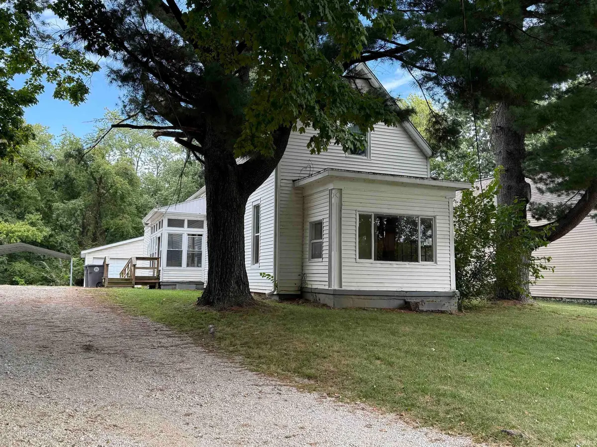 4001 Kratzville RD, Evansville, IN 47710