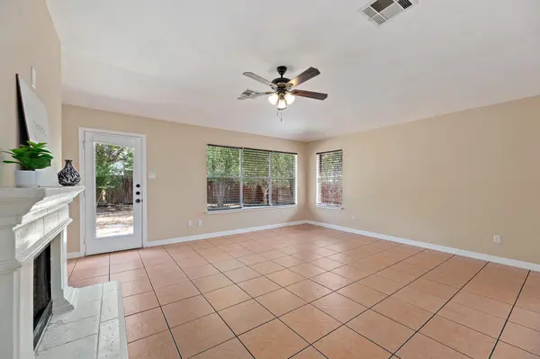 1208 Lochaline LOOP, Pflugerville, TX 78660