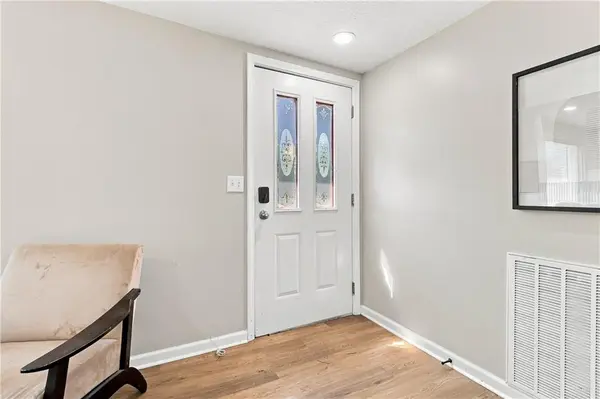 8804 E 47th ST, Kansas City, MO 64129