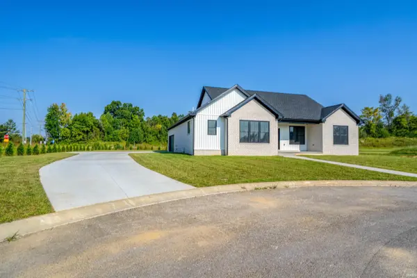 9015 Walter Tell LN, Tell City, IN 47586
