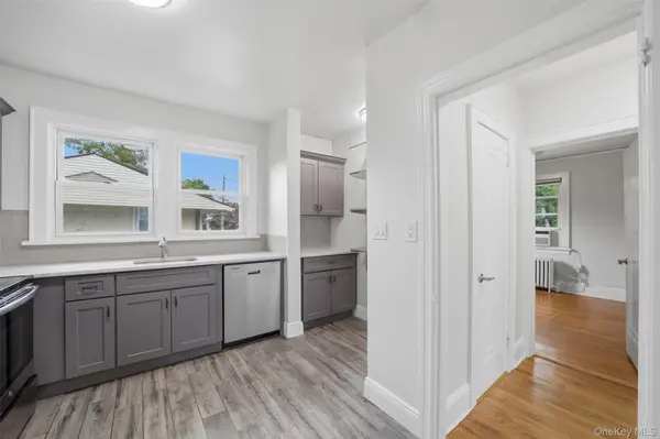 47-49 Sylvan PL, New Rochelle, NY 10801